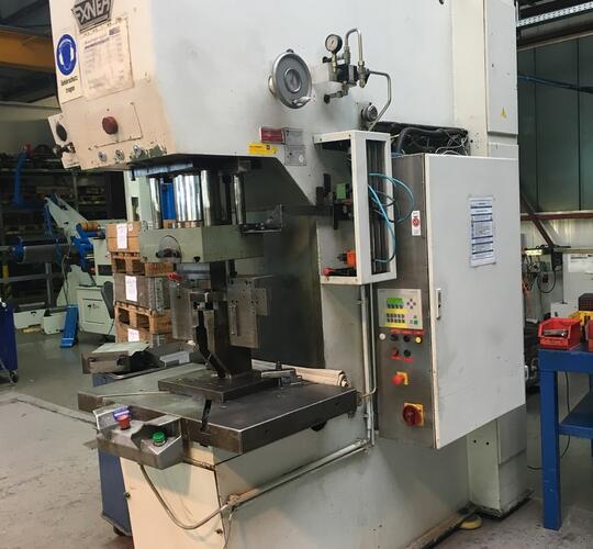 Gebrauchte EXNER - EEX40SO 40 Ton Presse überholt | Asset-Trade